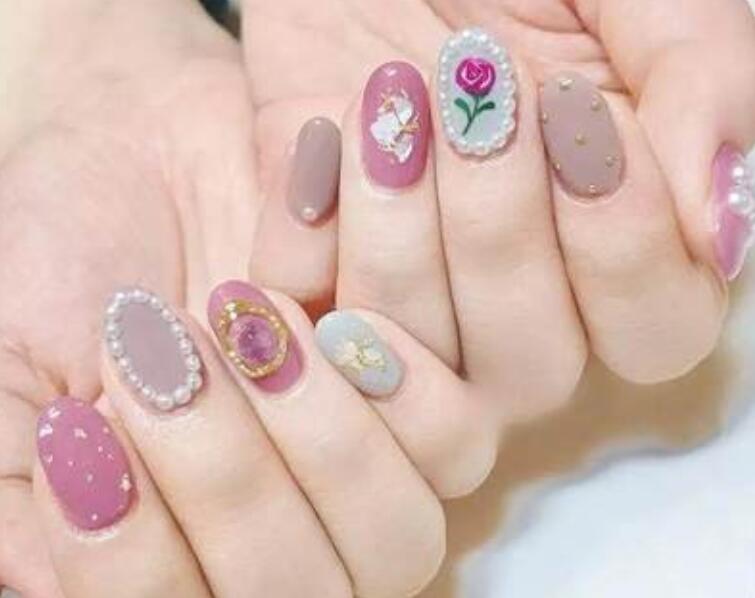 美甲怎么保養(yǎng)更持久？南寧專業(yè)美甲培訓(xùn)告訴你