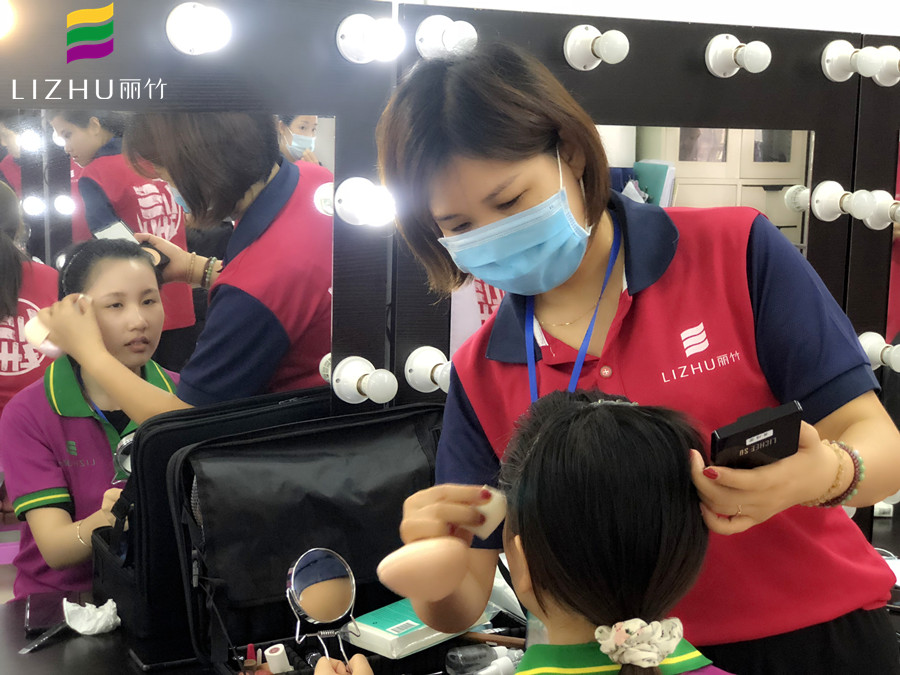廣西美妝學校辯證：化妝對皮膚的傷害很大嗎？