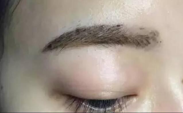 紋繡為什么要二次補(bǔ)色？南寧紋繡知識分享