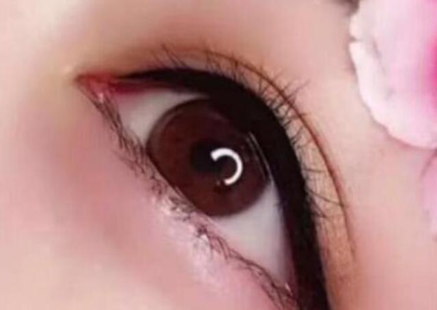 美瞳線需要紋小尾巴嗎？南寧紋繡專業(yè)學(xué)校課程