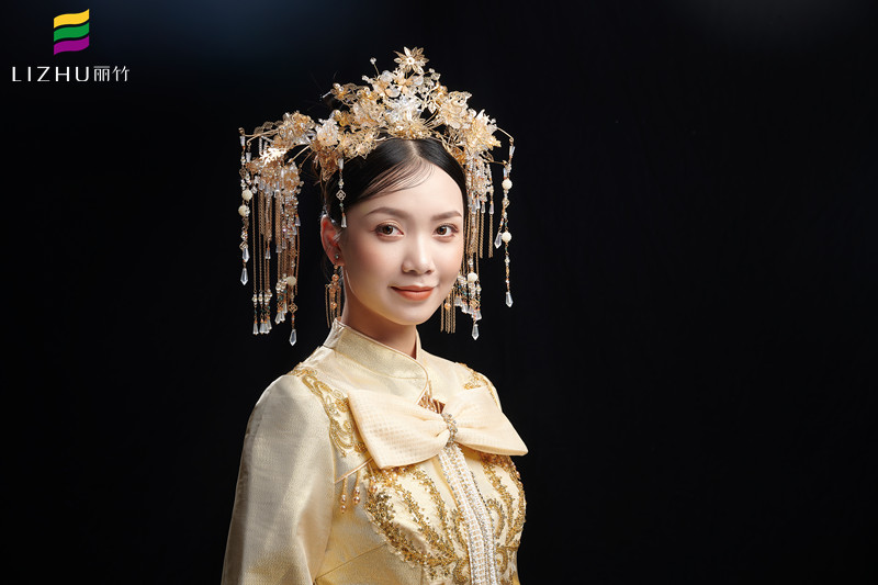 新中式新娘造型，演繹別樣中國美