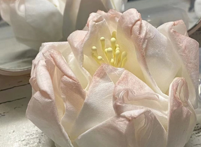 玫瑰花折紙教程，南寧花藝師培訓(xùn)學(xué)校分享