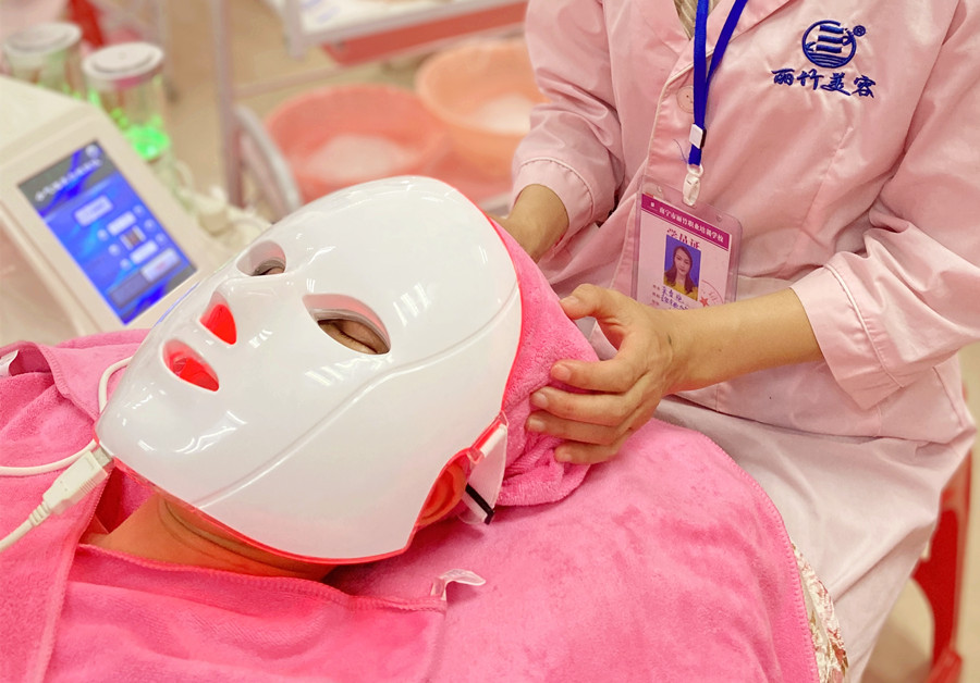 學(xué)美容儀器的基礎(chǔ)：小氣泡多久做一次？