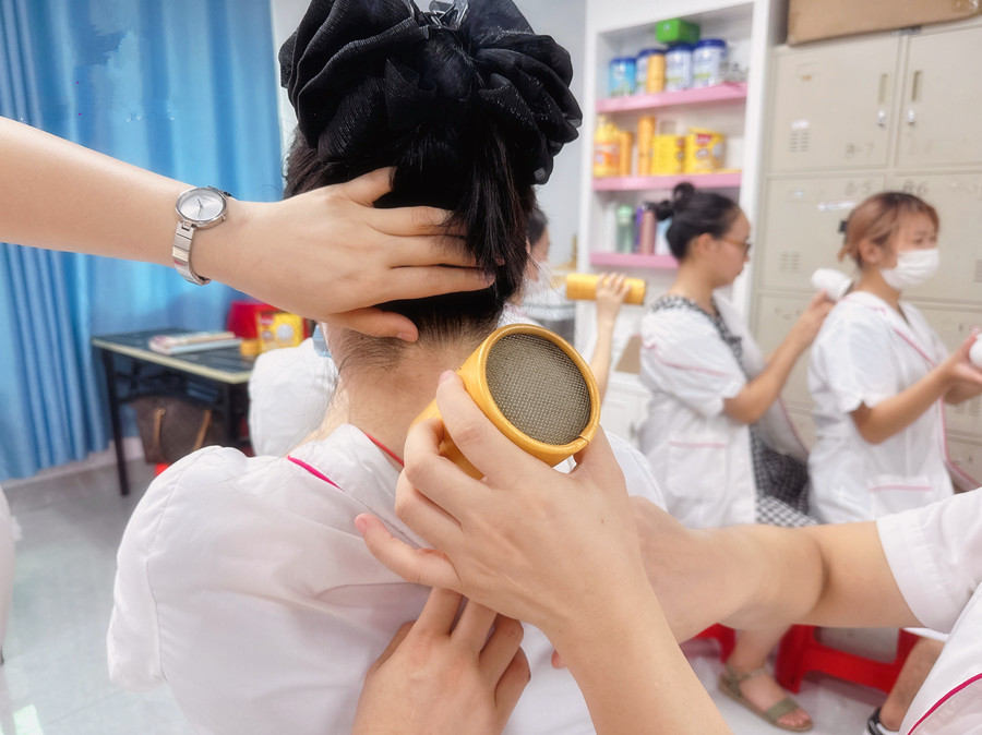 三伏天艾灸的功效，零基礎(chǔ)美容培訓