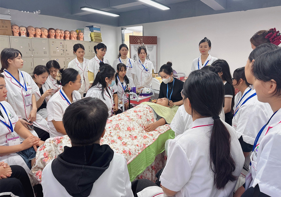 使用美容儀器注意事項(xiàng)，南寧美容儀器培訓(xùn)班教學(xué)