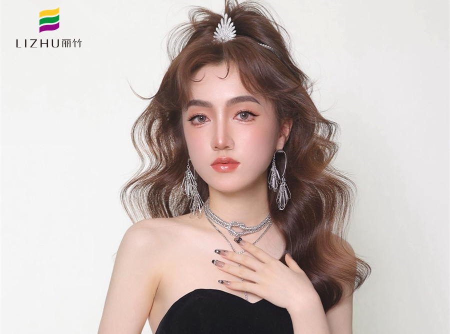 千金晚宴造型，南寧化妝彩妝造型學(xué)校作品