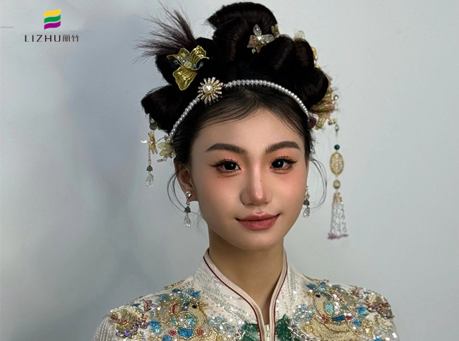  新中式秀禾造型，廣西新娘妝容造型培訓(xùn)