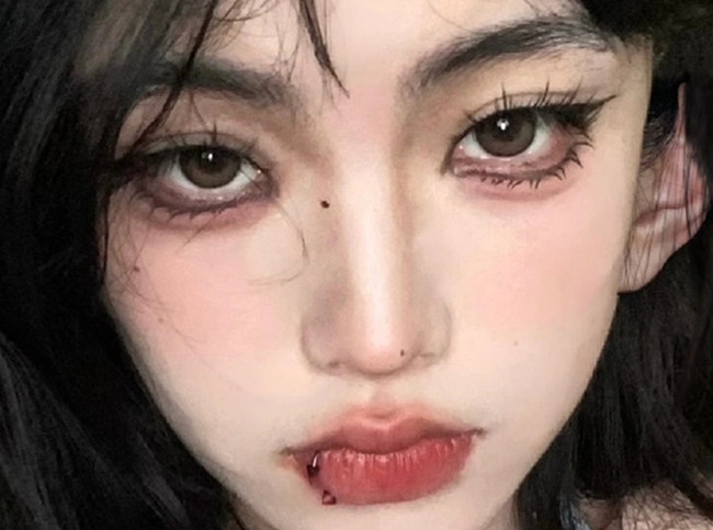 超A的亞裔混血辣妹眼妝教程，廣西網(wǎng)紅造型培訓(xùn)