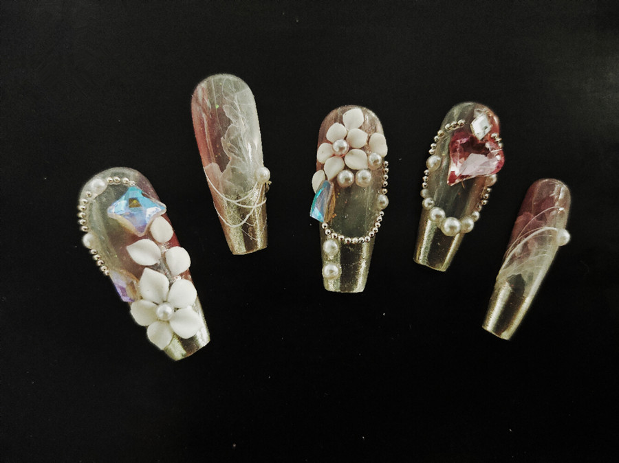 秋冬款尖花美甲，廣西美甲造型