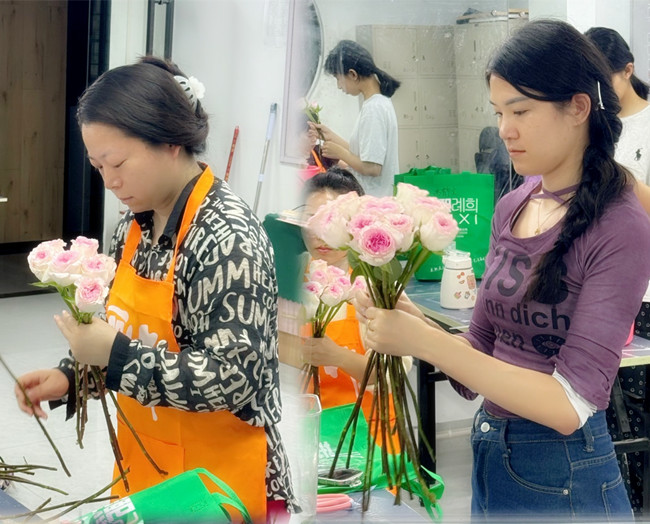 螺旋花束的教程，南寧花藝師學(xué)校分享