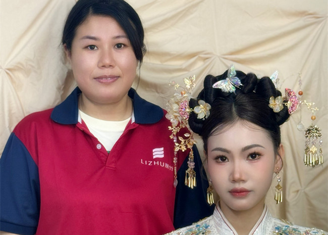 新中式秀禾，南寧化妝學(xué)校十大品牌